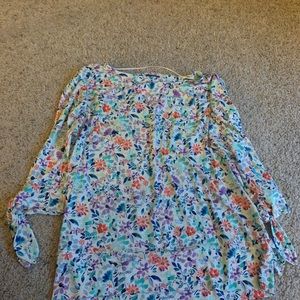 NWOT Limited Brand Gorgeous Floral Top